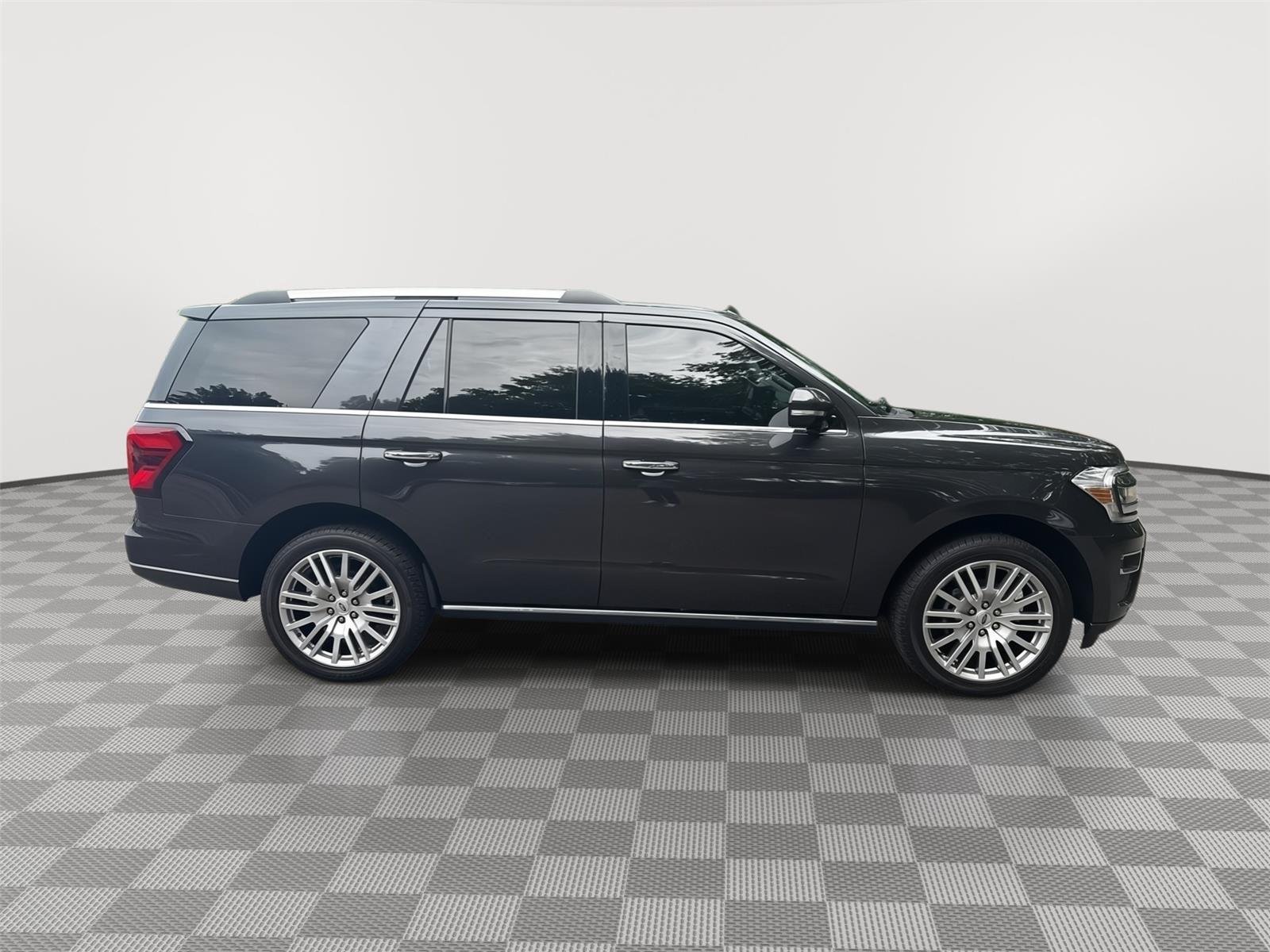 Used 2024 Dark Matter Gray Ford Limited image 5