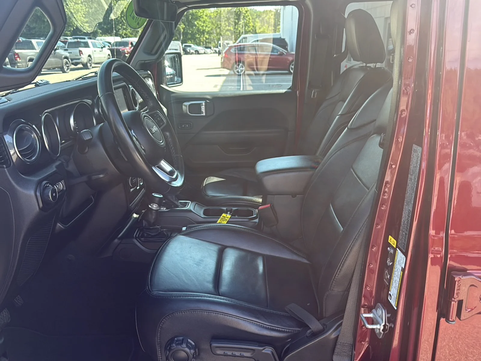 Used 2021 Snazzberry Pearlcoat Jeep Sahara Altitude 4x4 image 12