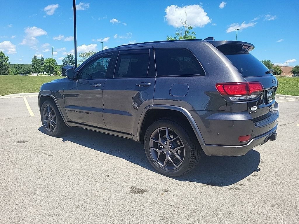 Certified Used 2021 Gray Jeep Limited image 3