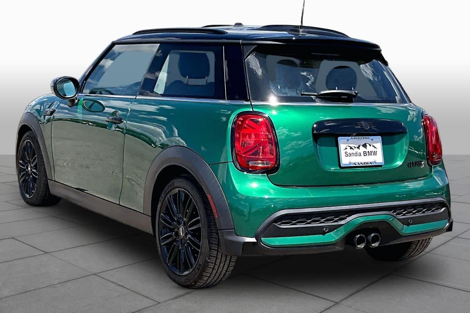 Used 2024 British Racing Green IV Metallic MINI Cooper S image 9