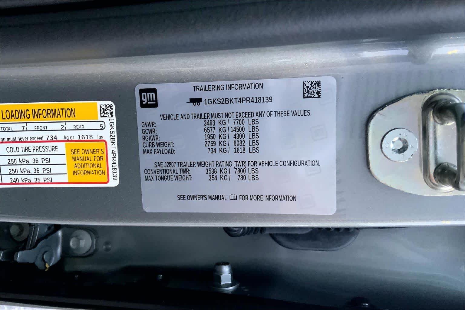 Used 2023 Sterling Metallic GMC SLT image 31