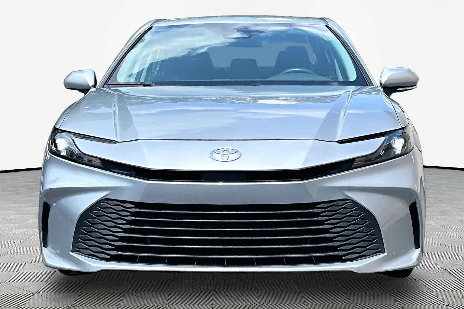 Used 2025 Celestial Silver Metallic Toyota LE image 4