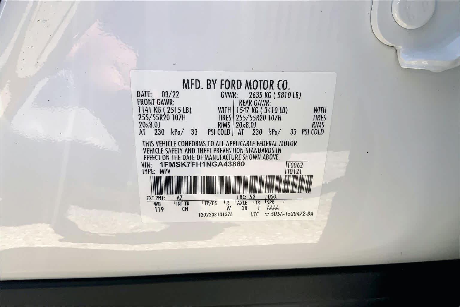 Used 2022 Star White Metallic Tri-Coat Ford Limited image 37
