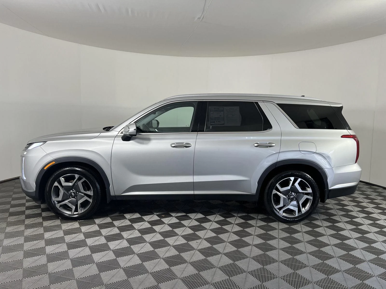 Used 2023 Typhoon Silver Hyundai SEL image 6