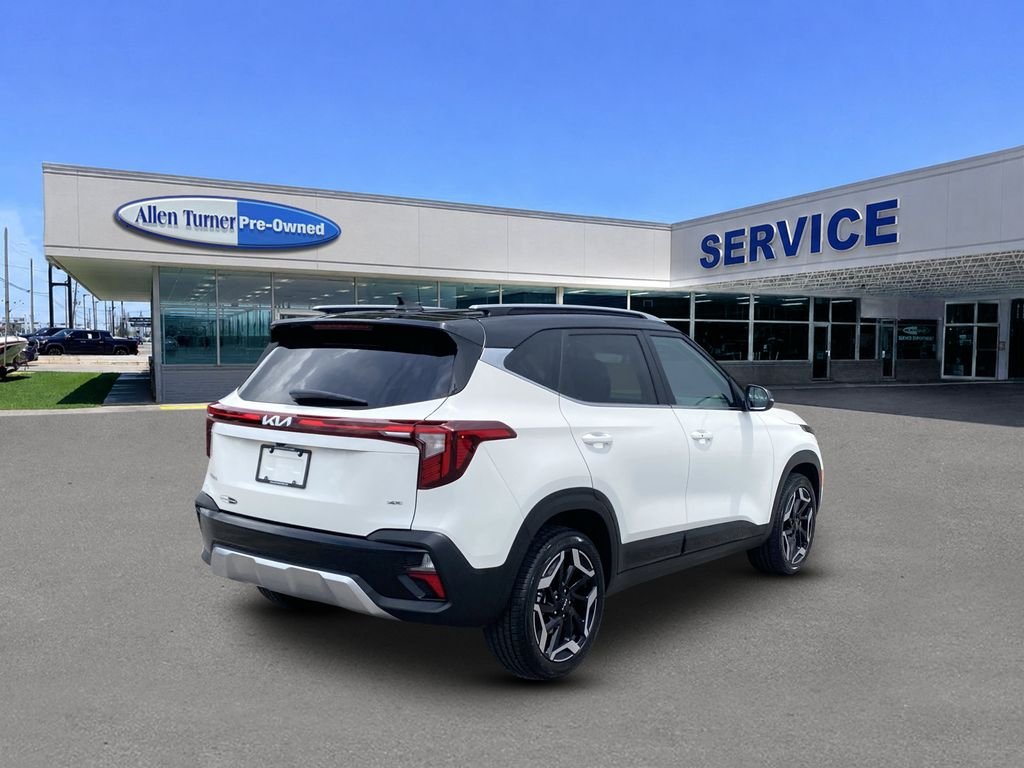 Used 2026 Clear White/Black Roof Kia SX image 8