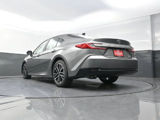 Used 2026  Toyota XLE image 35
