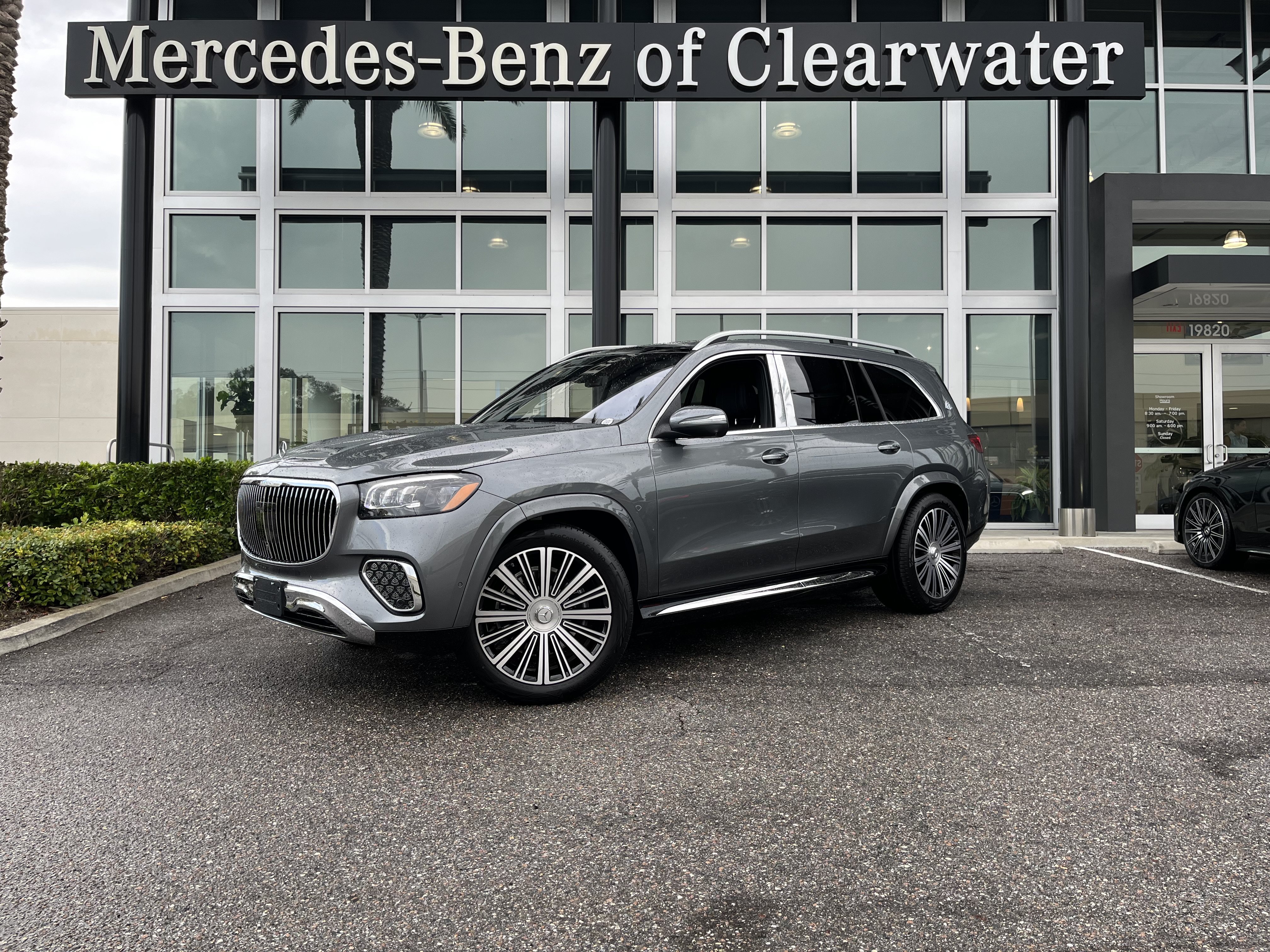New 2026 Selenite Grey Metallic Mercedes-Benz Maybach GLS 600 image 1