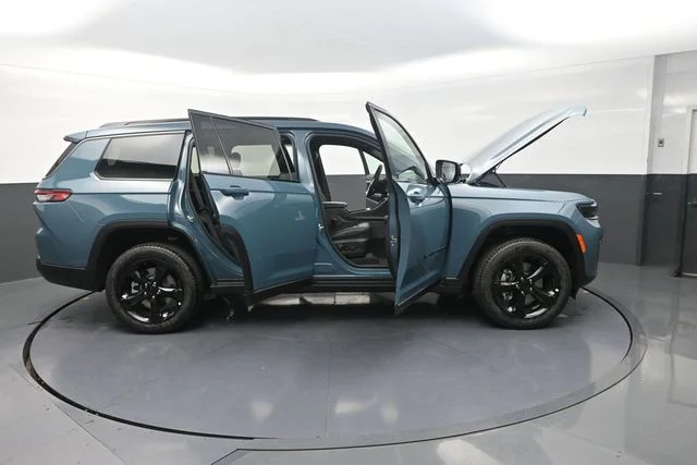 New 2026 Steel Blue Jeep Limited image 40