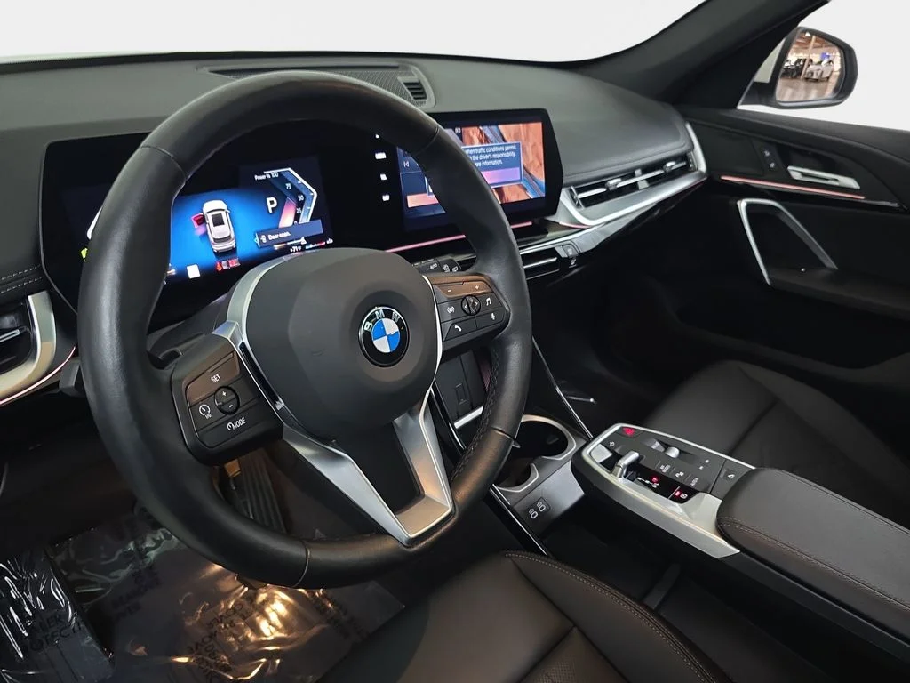 Used 2025 Alpine White BMW xDrive28i image 19