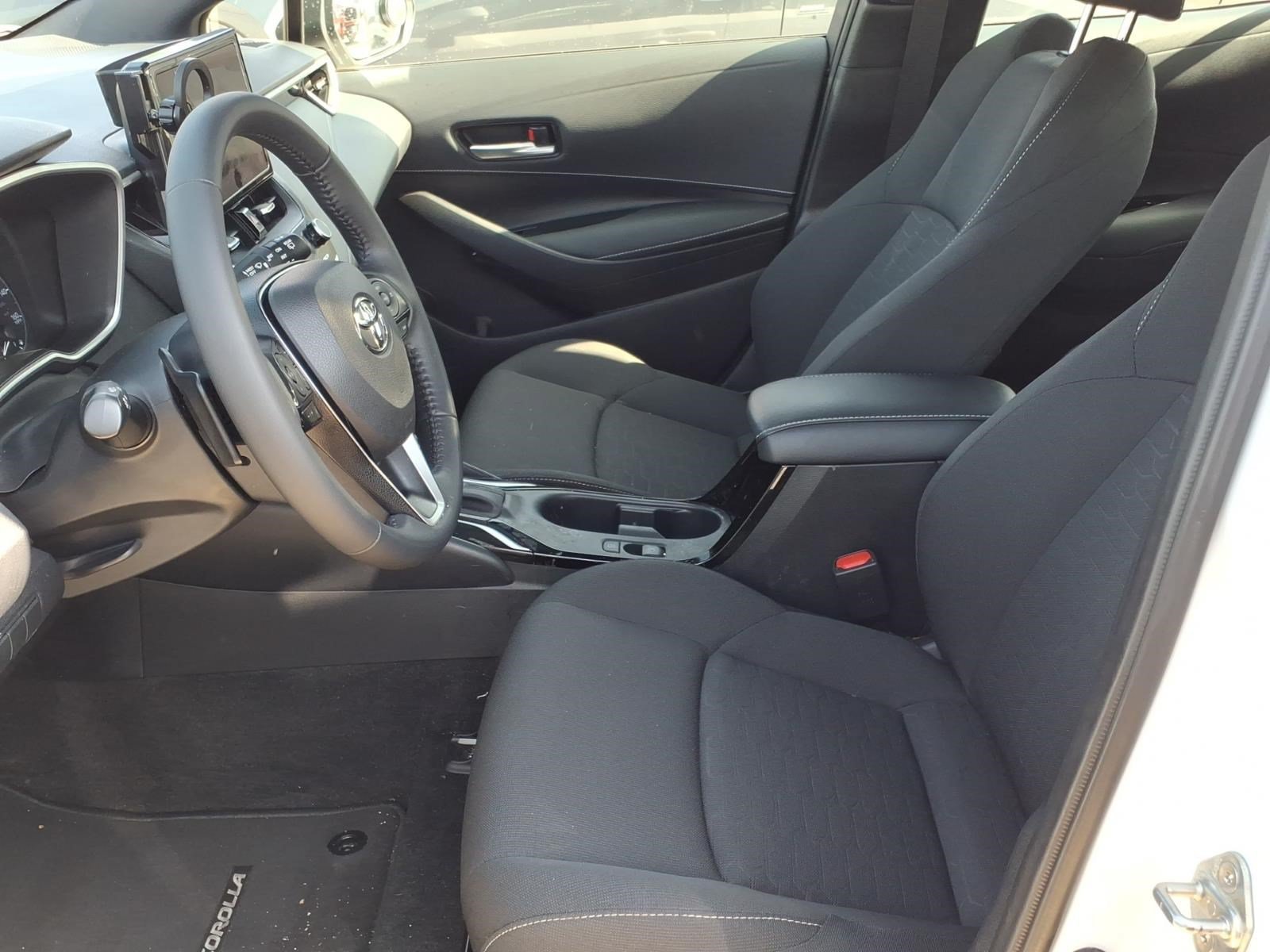 Used 2025 White Toyota SE image 4