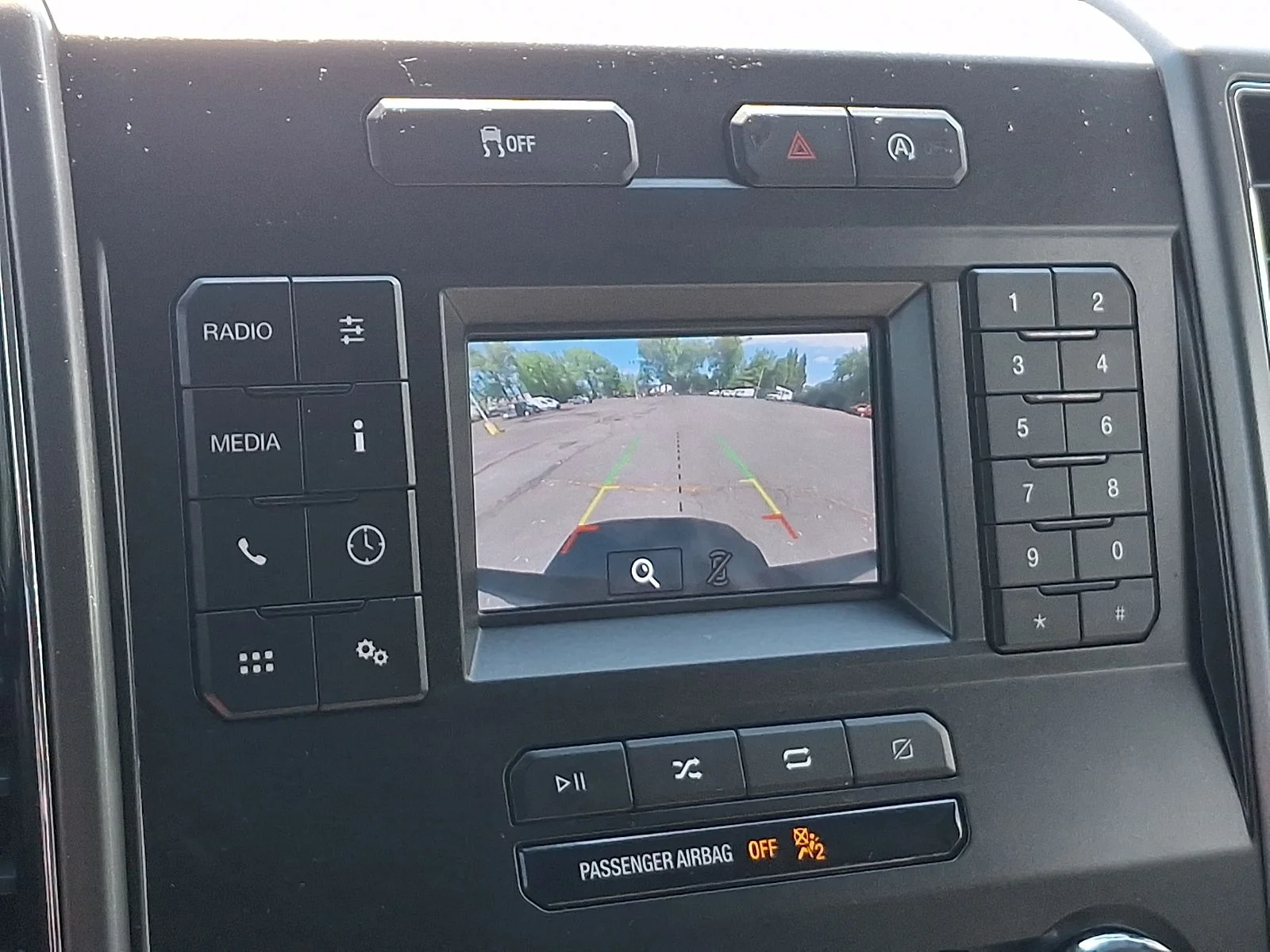Used 2018 Silver Ford XLT image 18