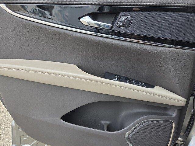 Used 2023 Jewel Sandstone Metallic Premium Colorant Lincoln Reserve image 24