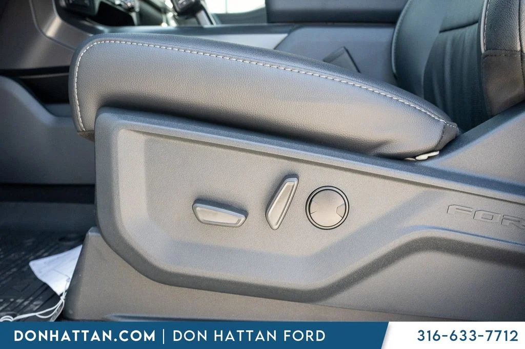 New 2026 Oxford White Ford Lariat® image 16