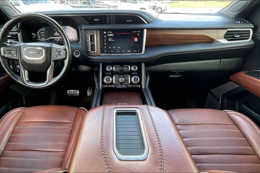 Used 2023 Black GMC Denali Ultimate image 7