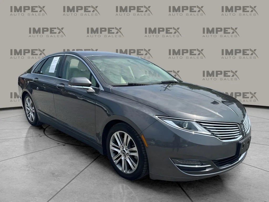 Used 2015  Lincoln Base image 4
