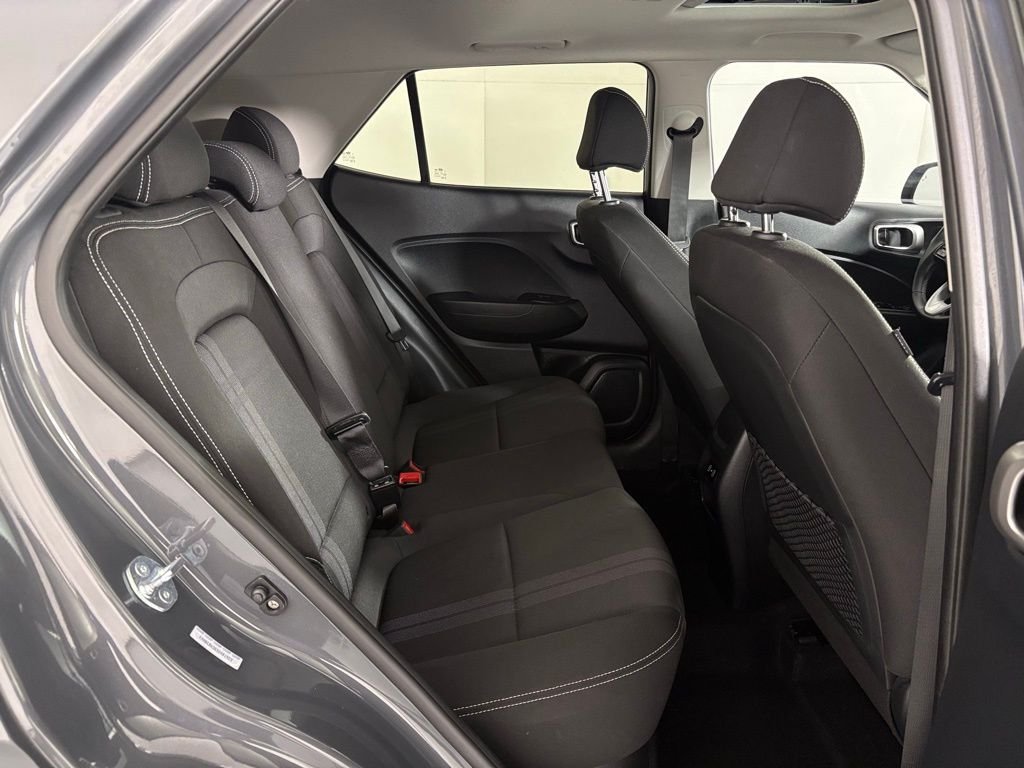 Used 2025 Gray Hyundai SEL image 39