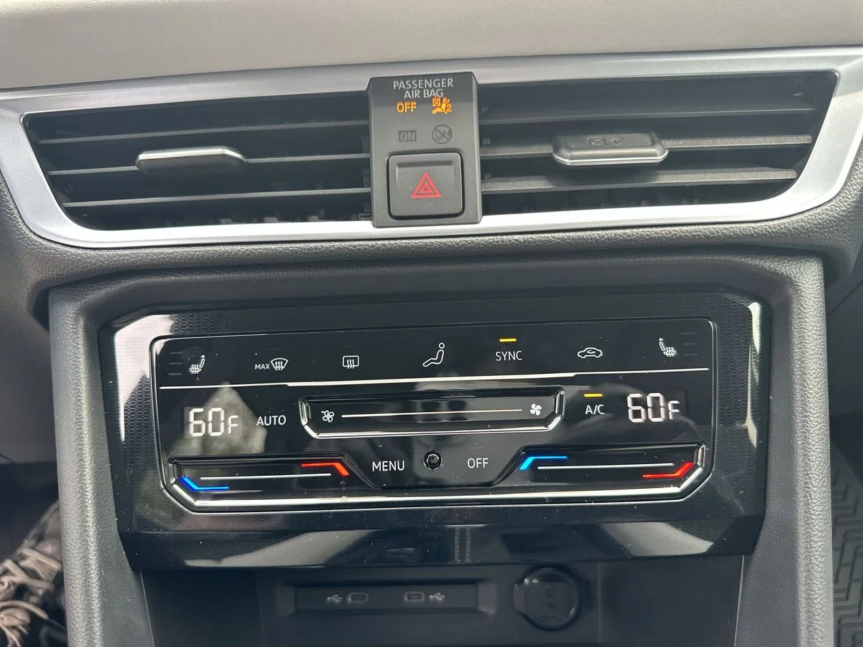 New 2026 Green Volkswagen 1.5T SE image 21