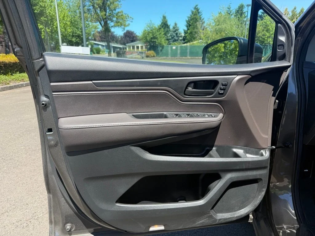 Used 2019 Pacific Pewter Metallic Honda EX-L image 18
