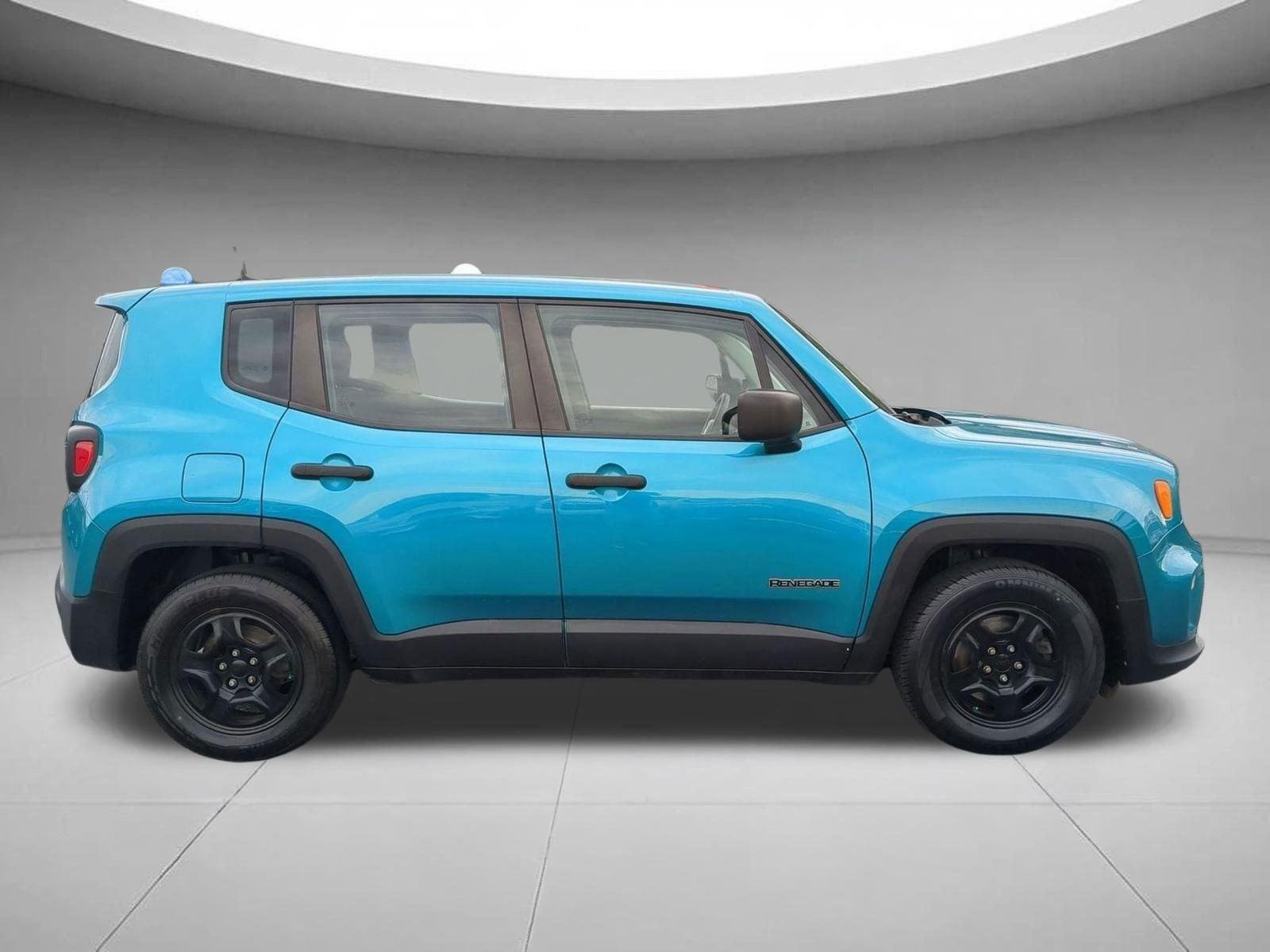 Used 2021 Bikini Metallic Clearcoat Jeep Sport image 6