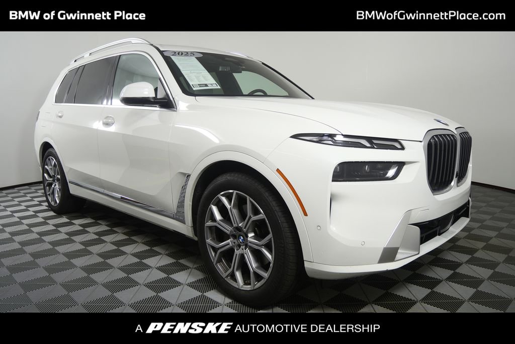 2025 BMW X7 xDrive40i's photo