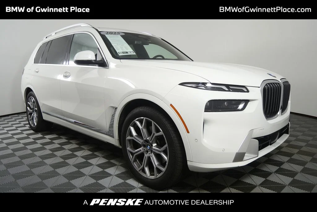 2025 BMW X7 xDrive40i's photo