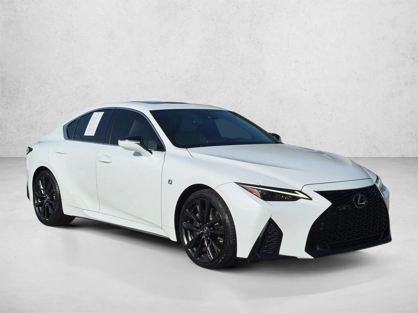 Certified Used 2021 Ultra White Lexus F SPORT image 3