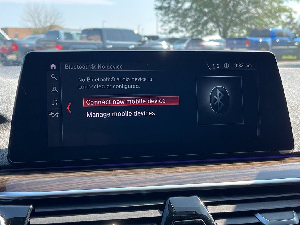 Used 2018 Black BMW 540i xDrive image 46
