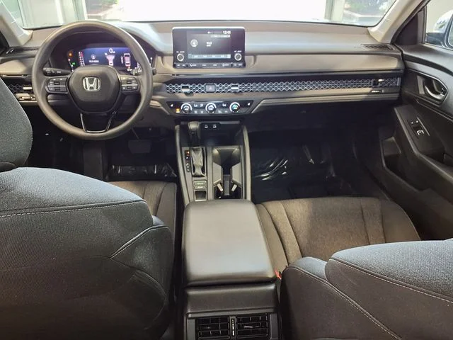 2025 Honda Accord SE - Photo 18