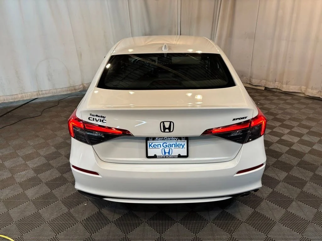 Certified Used 2023 Platinum White Pearl Honda 2.0L 4D SPORT image 32