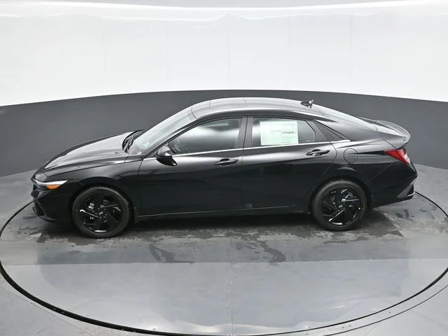 New 2026 Black Hyundai SEL Sport image 12