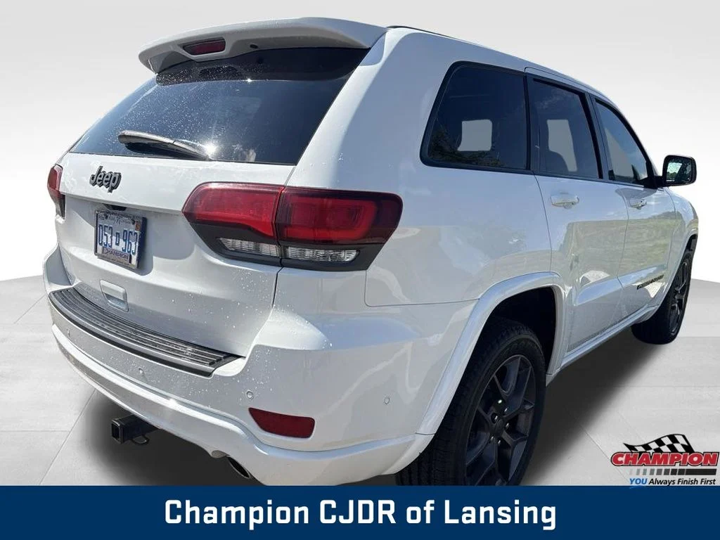 Used 2021 White Jeep 80th Anniversary Edition image 7
