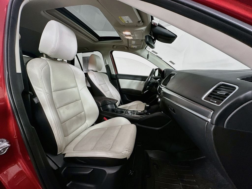 Used 2016 Soul Red Metallic Mazda Grand Touring image 30