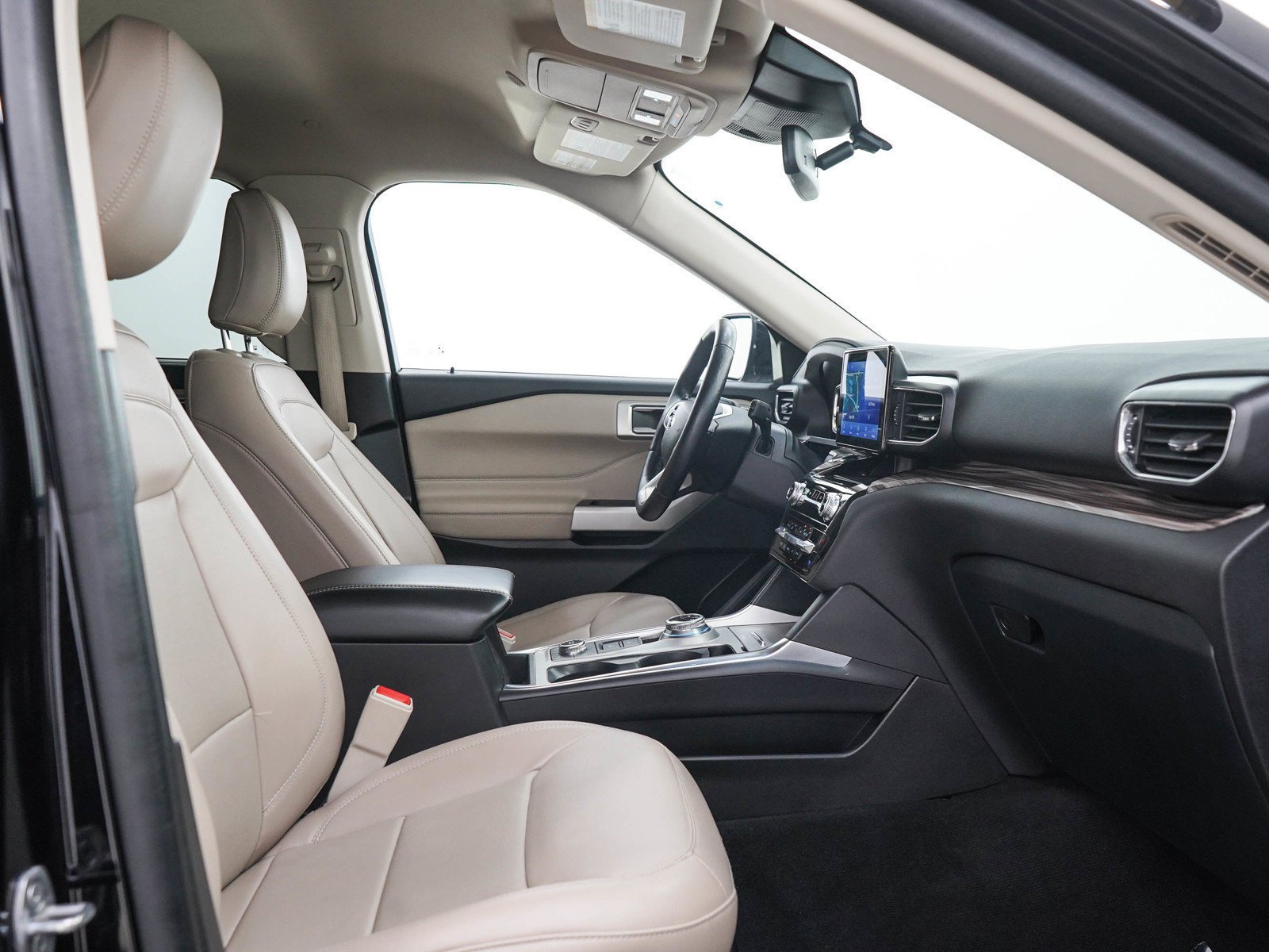 Used 2023  Ford Limited 4WD image 13