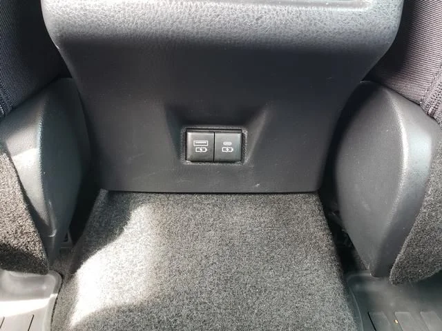 Used 2025 Ice Toyota LE image 13
