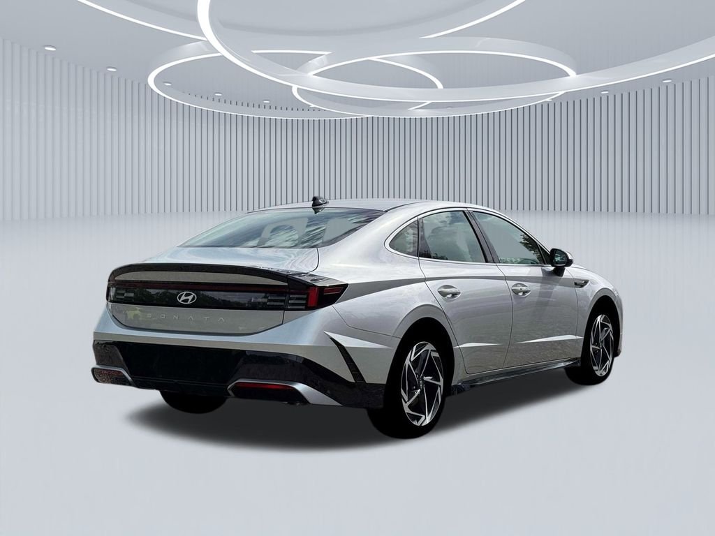 New 2026 Silver Hyundai SEL Sport image 7