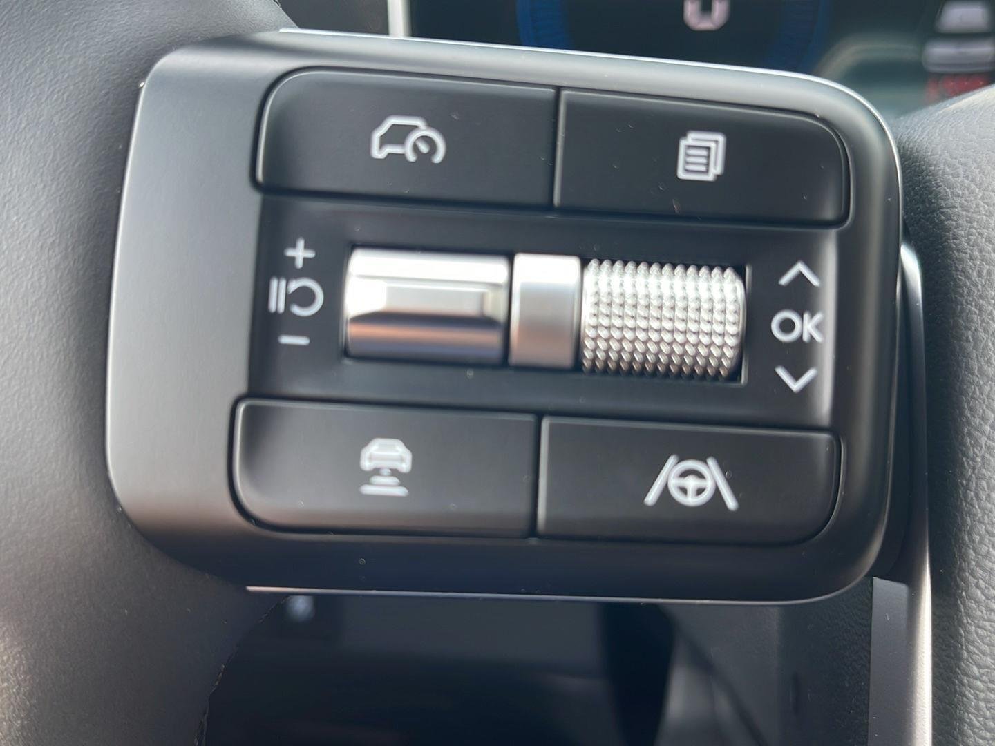 New 2026 Hampton Gray Hyundai SEL AWD image 24