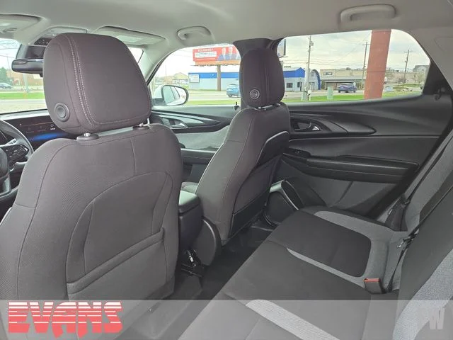 Used 2024 White Chevrolet LT image 23
