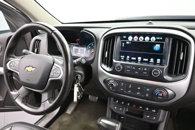 Used 2018 Black Chevrolet ZR2 image 17