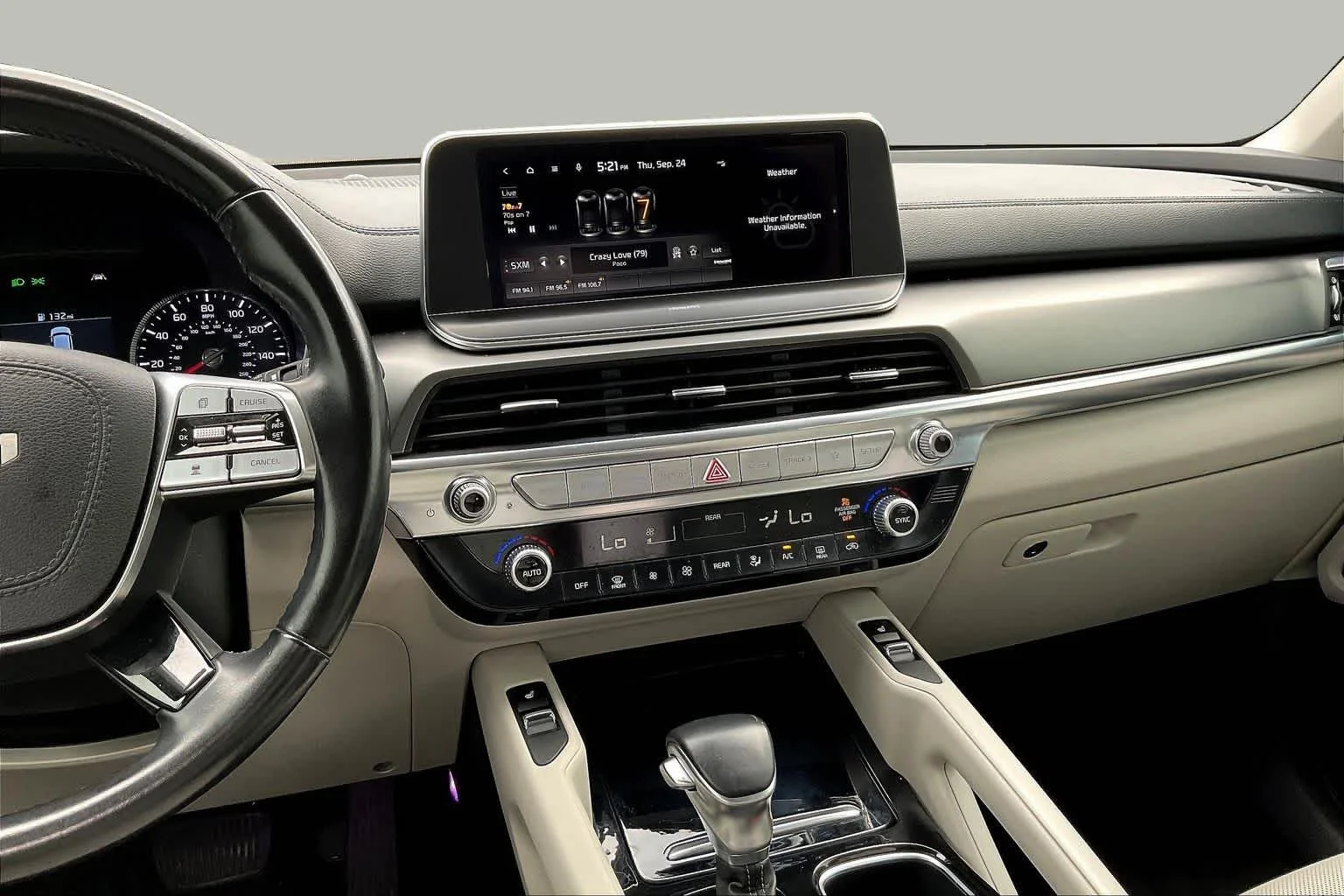 Used 2022 Glacial White Pearl Kia S image 7