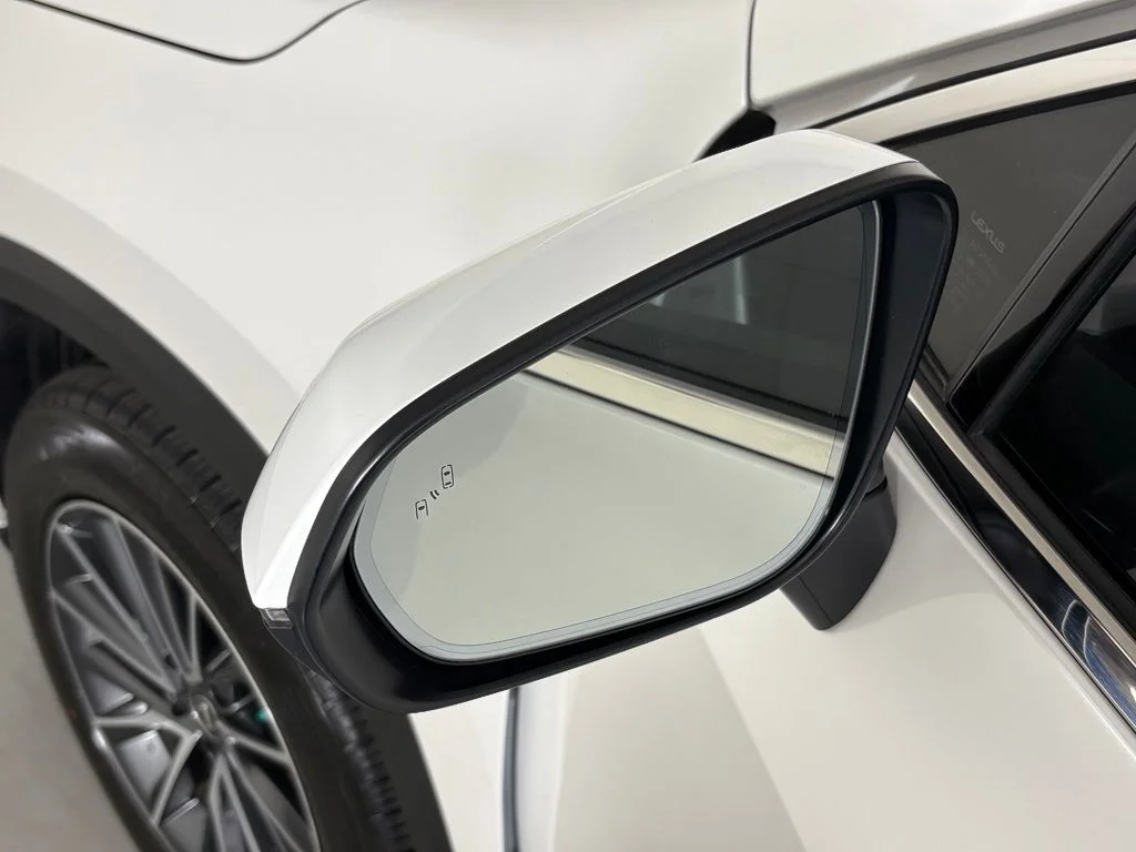 Used 2024 White Lexus 350 Premium image 16