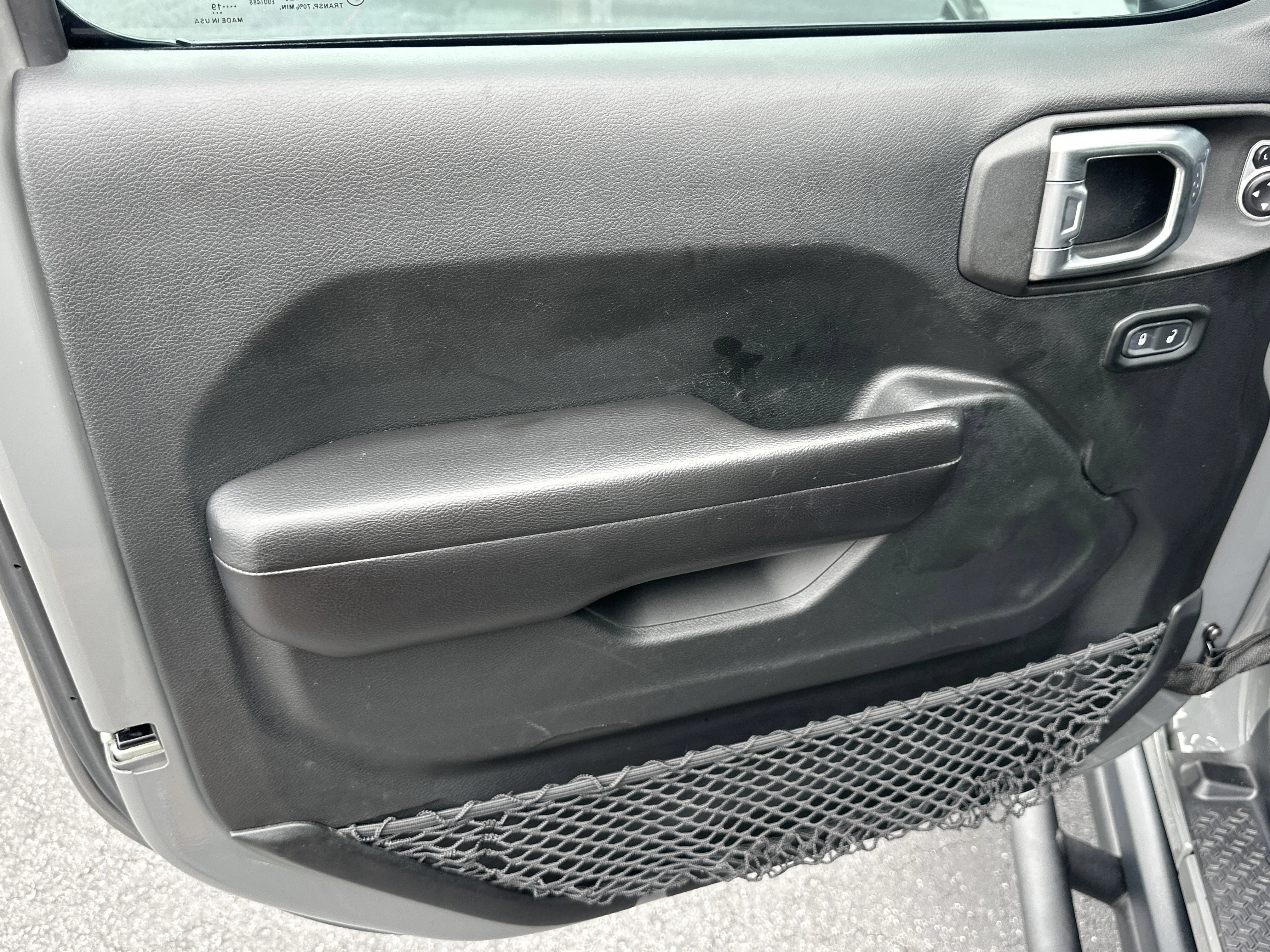 Used 2019 Sting-Gray Clear Coat Jeep Rubicon image 10