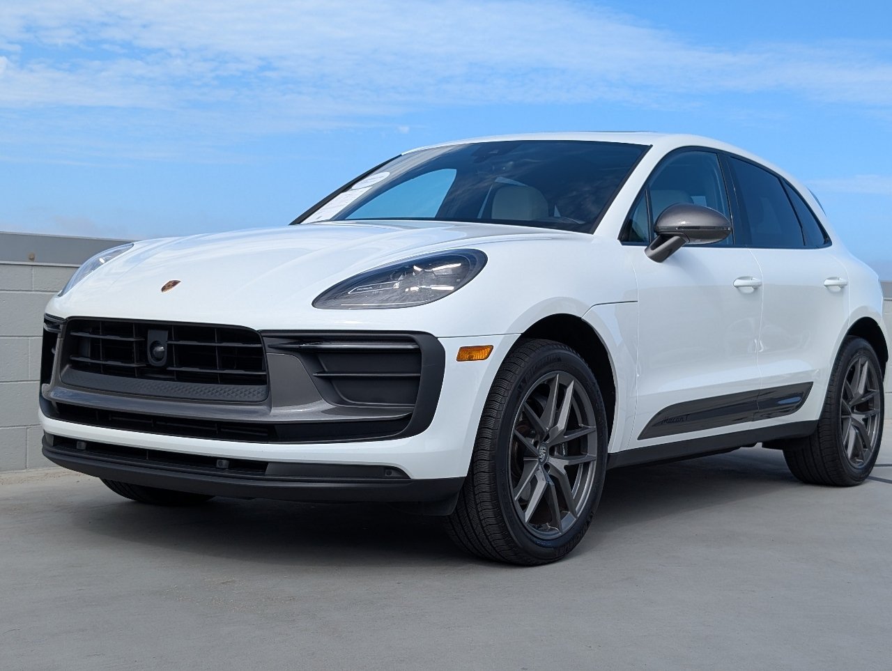 Used 2025 White Porsche T image 1