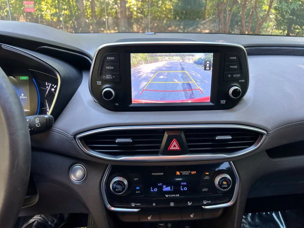 Used 2019 Orange Hyundai SEL Plus image 19