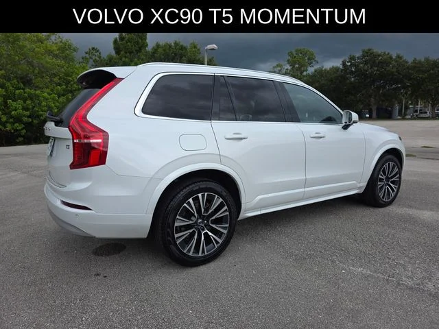 2022 Volvo XC90 Momentum - Photo 3