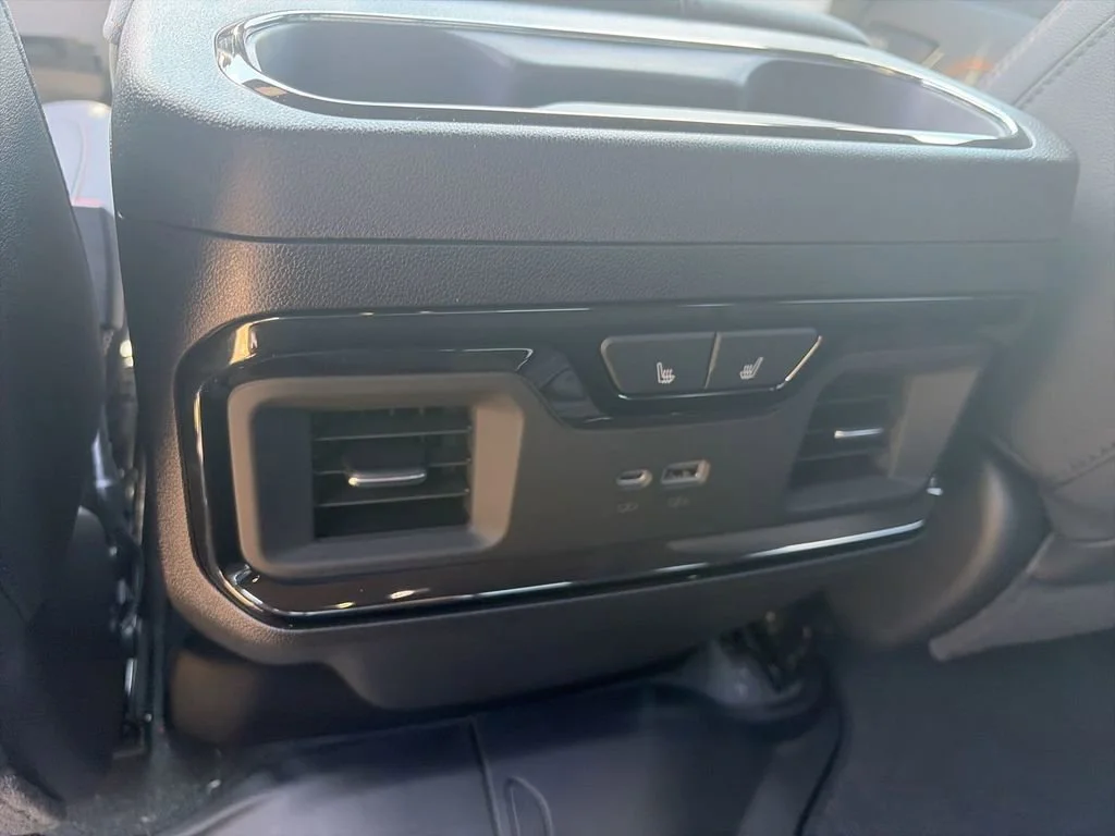 2026 GMC Sierra 1500 AT4 - Photo 27