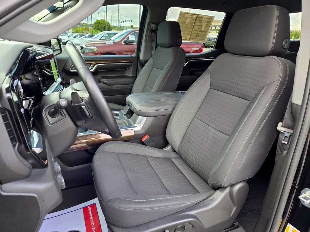 Used 2023 Black Chevrolet RST image 15