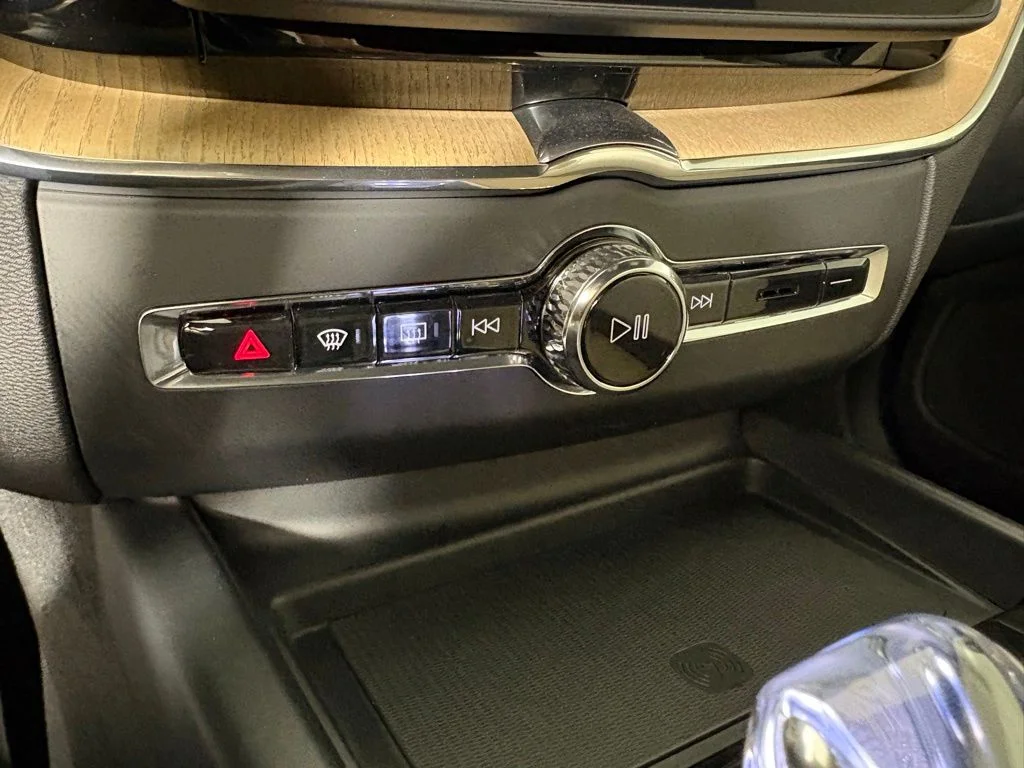 New 2026 Forest Lake Volvo Plus image 31