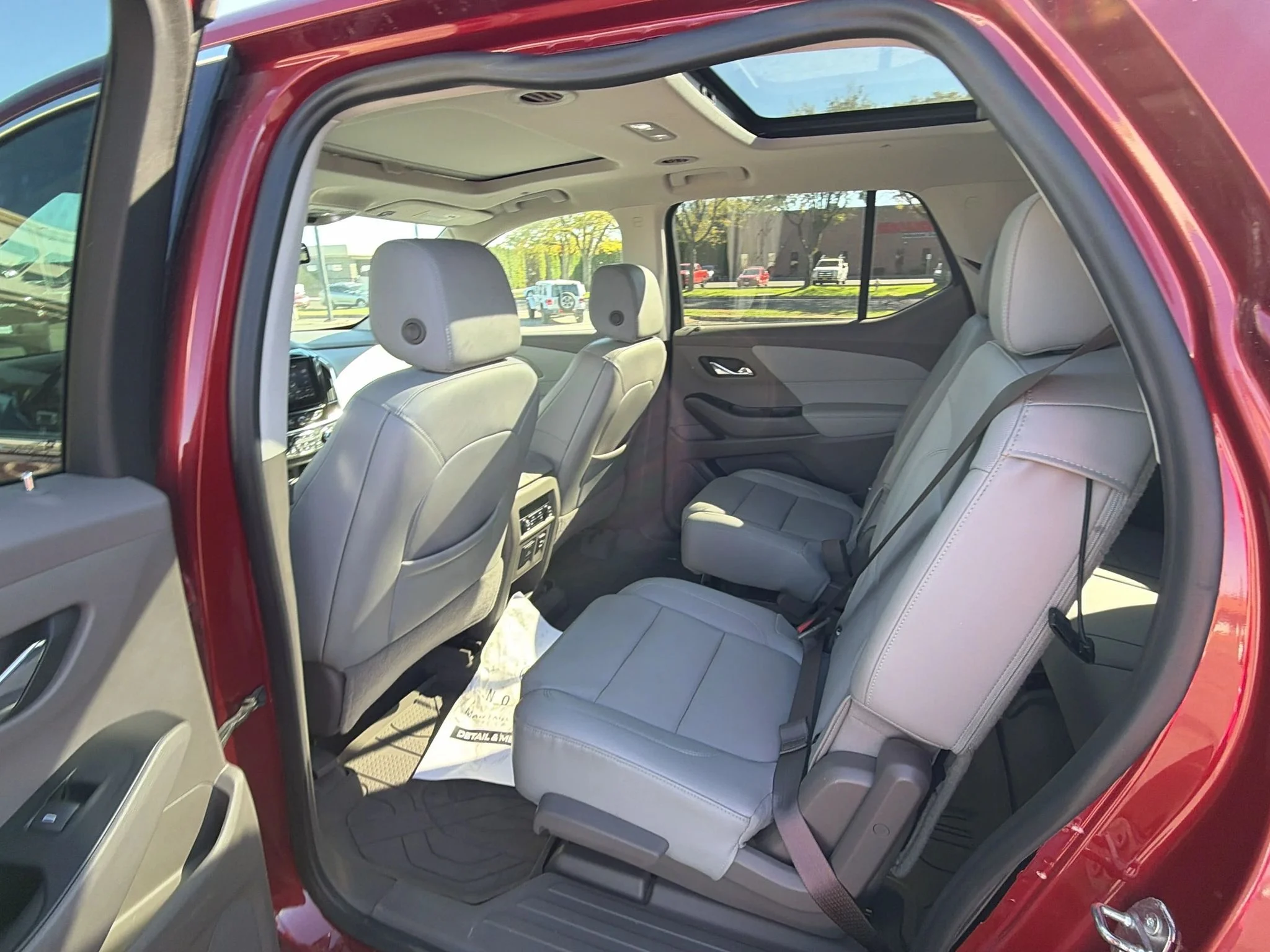 Used 2021 Cajun Red Tintcoat Chevrolet Premier image 27