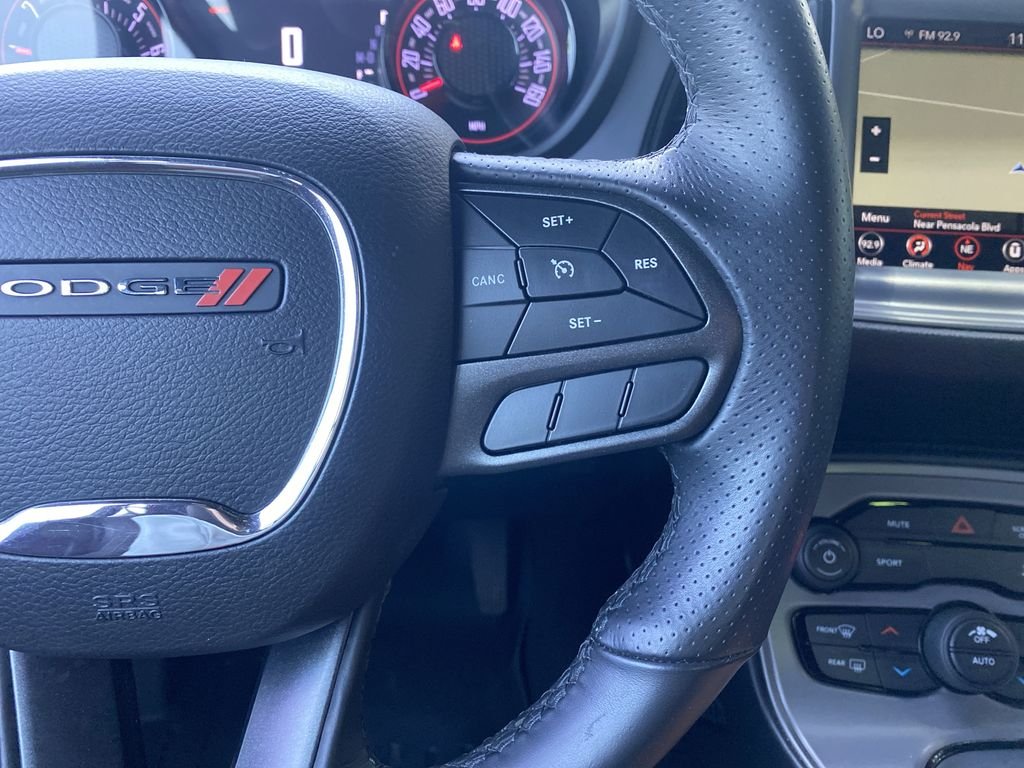 Used 2023 Sublime Metallic Clearcoat Dodge SXT image 27