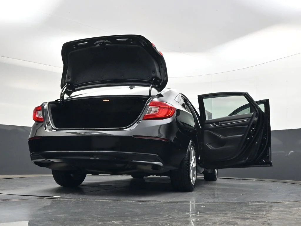 Used 2020 Crystal Black Pearl Honda LX image 52